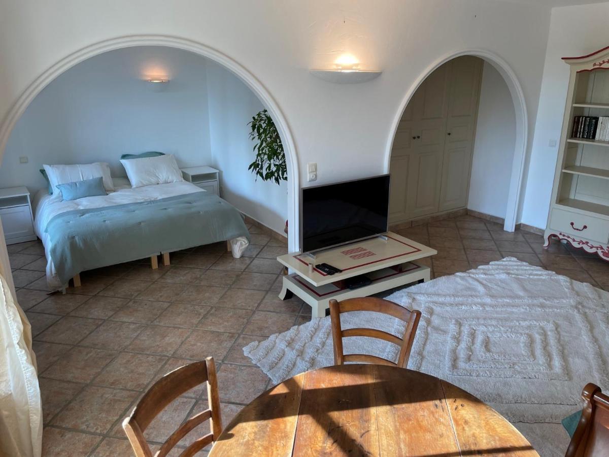 Domaine Des Tuilieres Avec Piscine Villa Vallauris Bagian luar foto