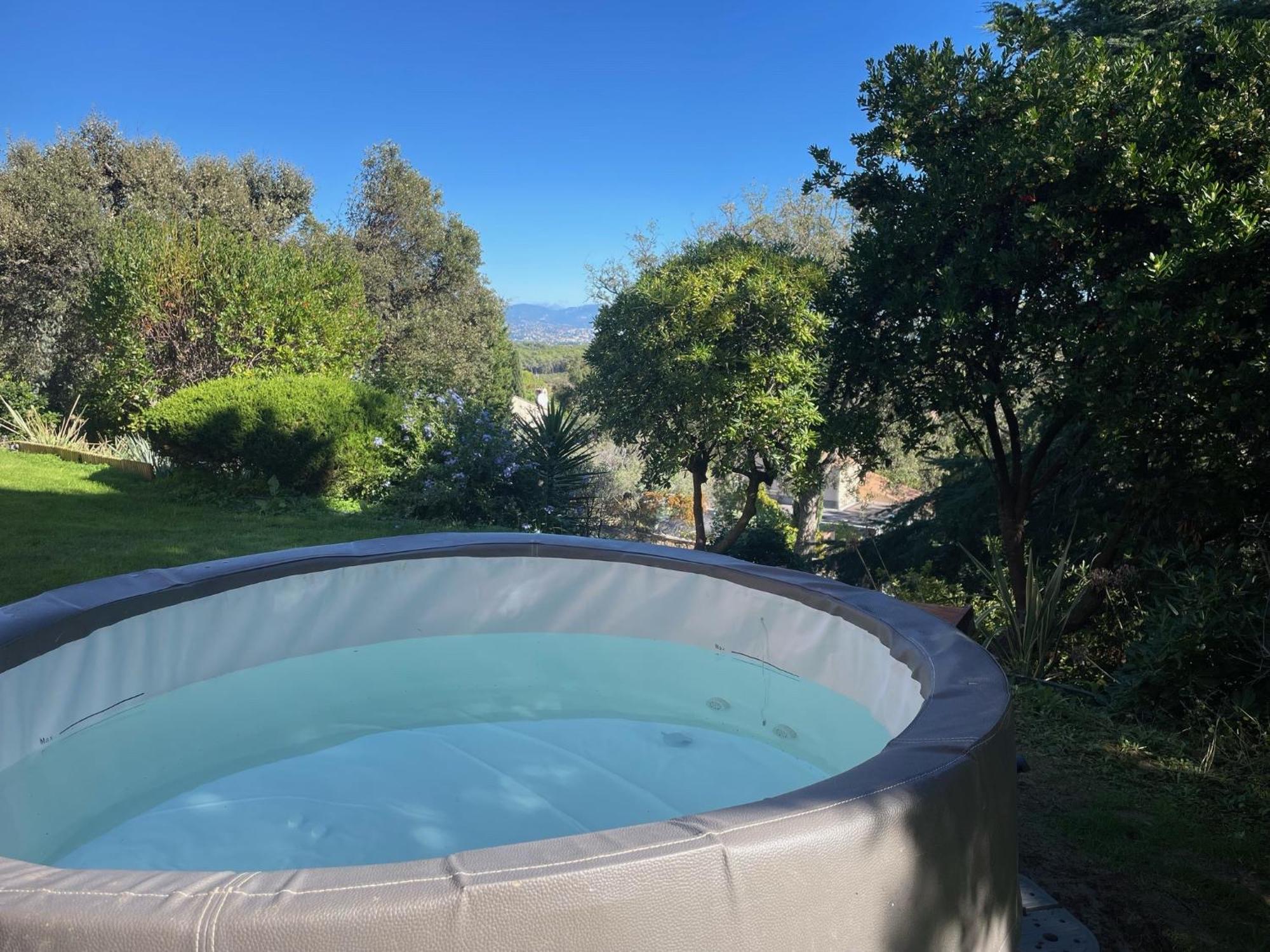 Domaine Des Tuilieres Avec Piscine Villa Vallauris Bagian luar foto